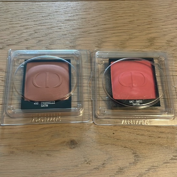 NEW Dior Rouge Blush in 459 and 047 - Picture 4 of 4